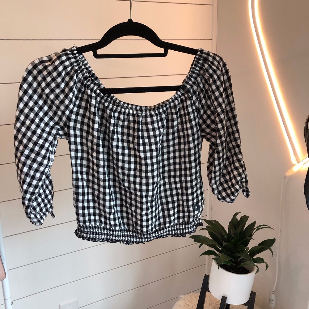Off the Shoulder Checkered shirt